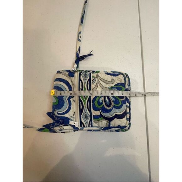 Vera Bradley blue green white Chrissy body purse - Picture 6 of 7